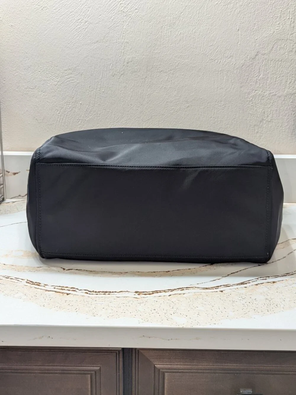 Kate Spade Wilson Road tote/diaper bag. EUC! - Picture 5 of 6